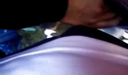 ビーチバックドア えろ スレンダー