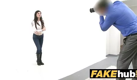 Webカメラ-学生が大好き伸ば彼女のお尻と玩具 スレンダー 美人 えろ 動画