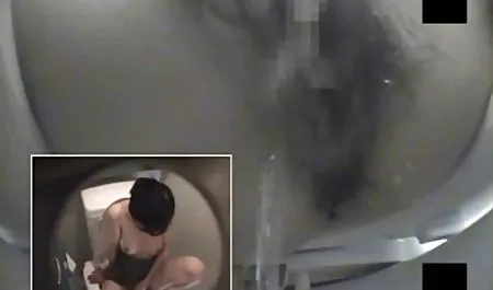 打ちBusty妻のクラウディアンと彼女のcuckoldom えろ 動画 素人 ナンパ