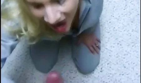 ミラー 貧 乳 えろ 画像