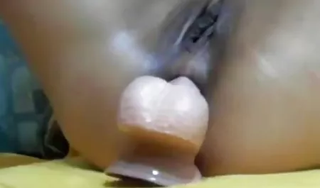 赤XXX ギャル 無料 えろ 動画 Masturbatesのキッチンテーブル