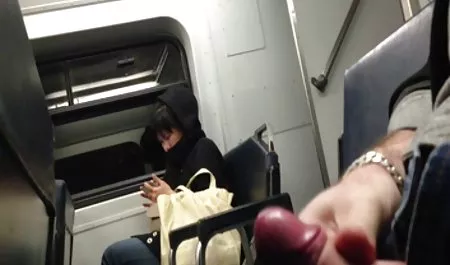 小さなおっぱいbitch、ハードの商品にドキドキ えろ 動画 人妻 ナンパ
